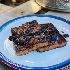 A picture of BBQ tofu teriyaki.