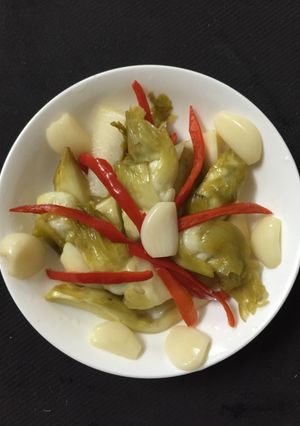 Hình của món Mầm đá muối chua ngọt.