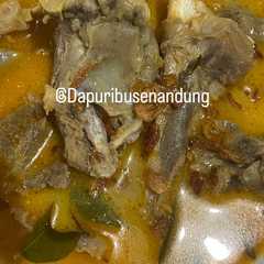 A picture of Gulai Kambing Pedas Pakai Daun Kari.