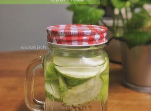 Gambar Air Detox Epal Hijau