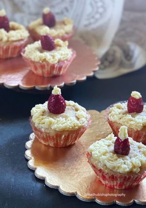 নলেন গুড়ের কাপ কেক (Nolen Gur’er Cupcake in Bengali) রেসিপির প্রধান ছবি