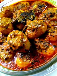 পুর ভরা কাশ্মীরি আলুর দম রেসিপির প্রধান ছবি