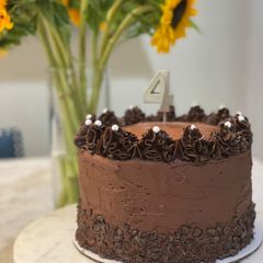 A picture of Nana’s Famous Chocolate Cake.