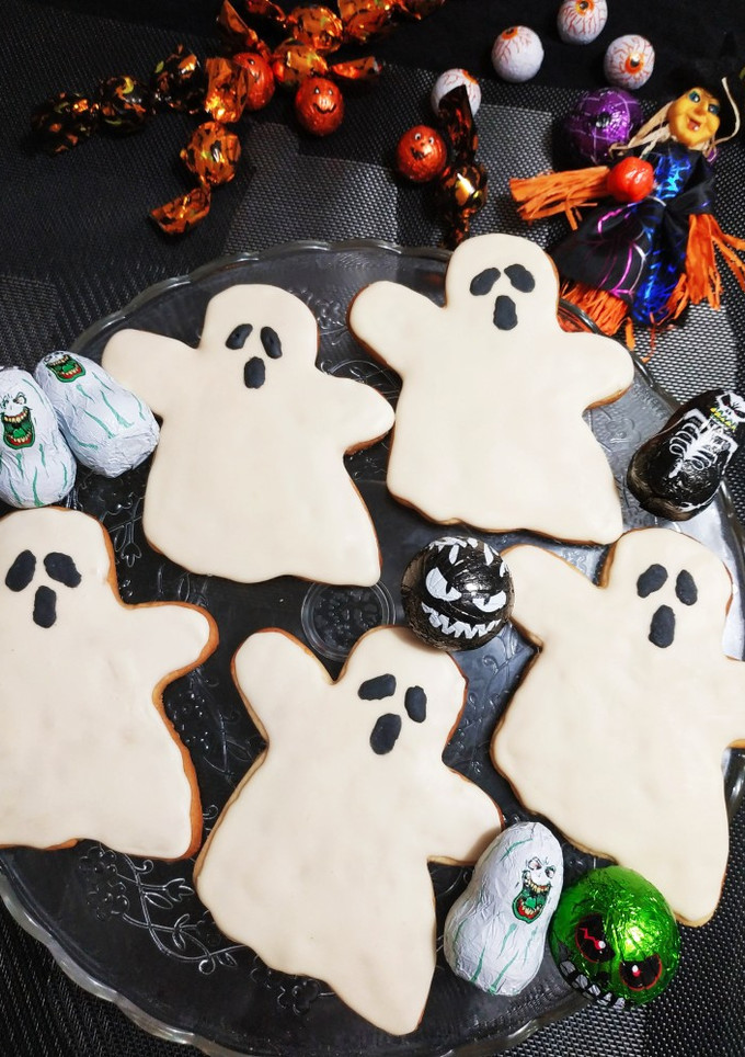 Una foto de Galletitas Halloween: fantasmas sabor a miel