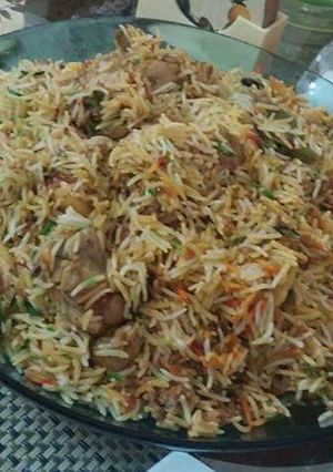 A picture of Chicken Pulao Biryani.