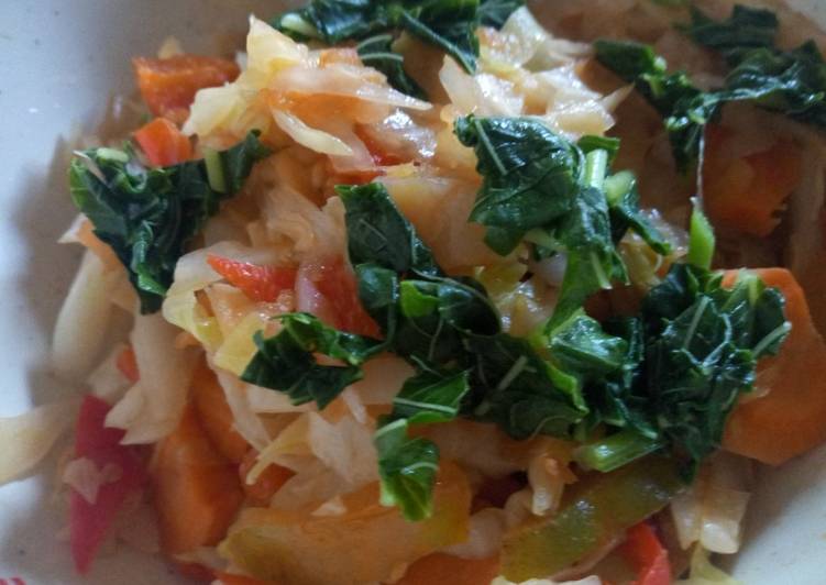 Steps to Prepare Any-night-of-the-week Cabbage soup(Xubeedat Cuisine)