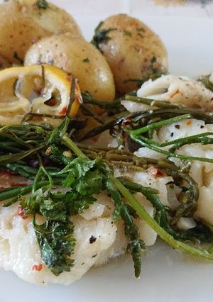 A picture of Baked Fish Parcels With Samphire.