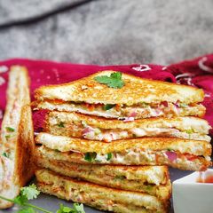 A picture of Curd sandwich.