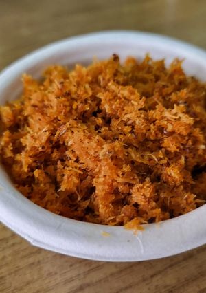 A picture of Coconut+ garlic chutney.