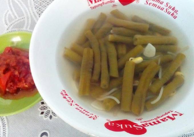 Sayur Asem Kacang Panjang Toge Kedelai