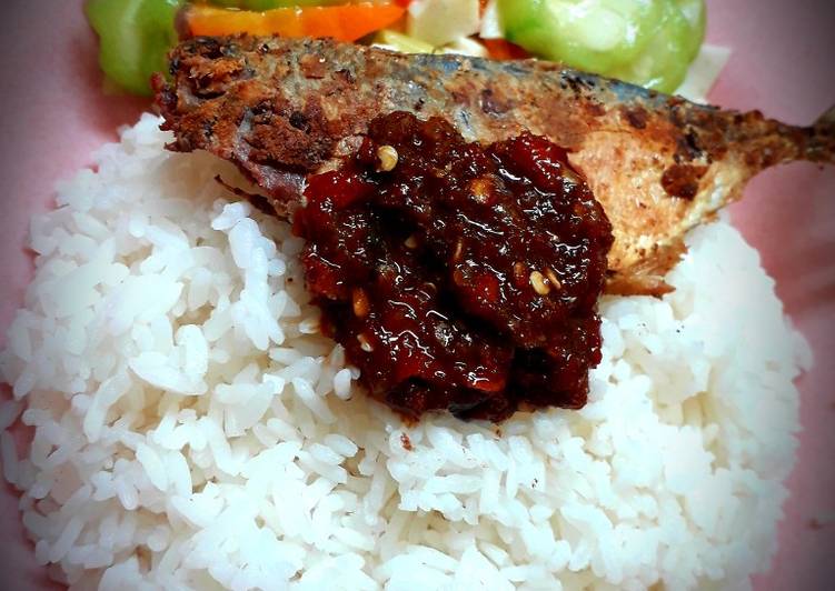 Resep Ikan AsinBakar Teflon+Sambel Terasi Jelegur (Peda Bereum), Enak Banget