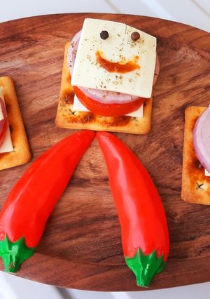A picture of Pizza crackers 🙂🙂.