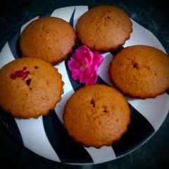 A picture of Eggless muffins.