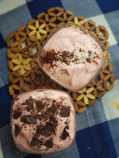 Una foto de Mousse de fresa y plátano en Monsieur Cuisine
