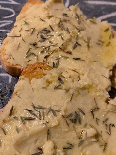 Una foto de Hummus