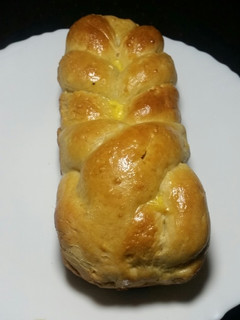 A picture of Braided Egg Bread.