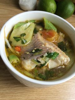 Hình của món Canh chua cá diêu hồng.