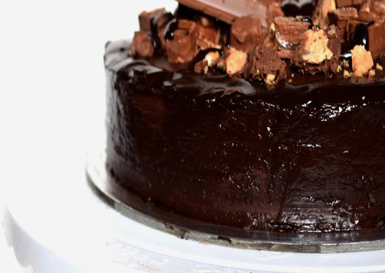 Step-by-Step Guide to Prepare Perfect Eggless Wholewheat Death by Chocolate Cake