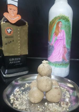 શીંગના લાડૂ(Peanut laddu recipe in Gujarati) રેસીપી મુખ્ય ફોટો