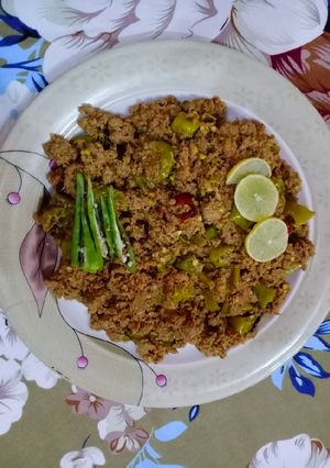 A picture of Green chilli qeema.