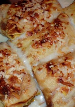 Foto principal de Crepes rellenas de pollo con verduras