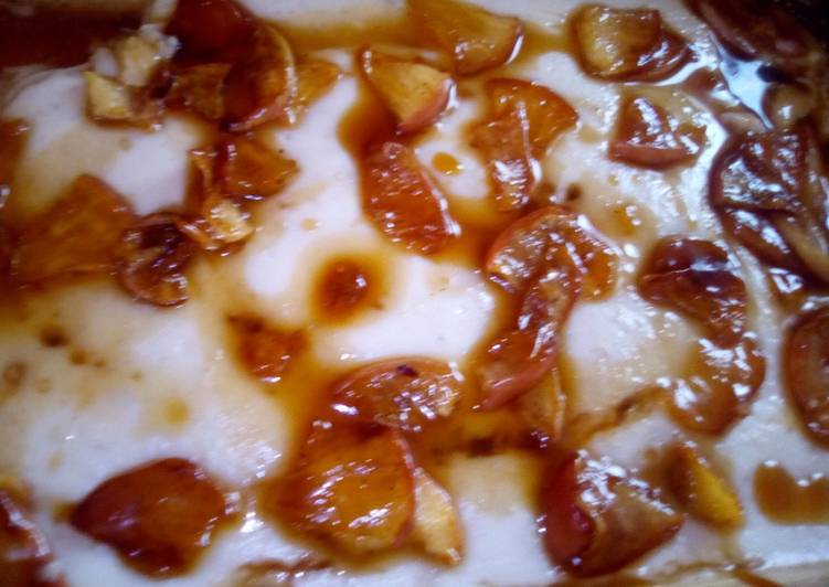 Postre de Maicena banana y manzanas caramelizadas