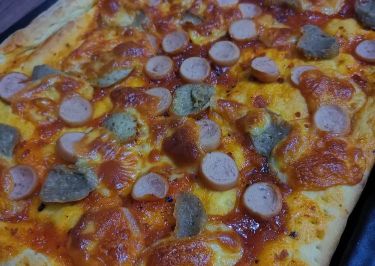 Homemade pizza panggang oven