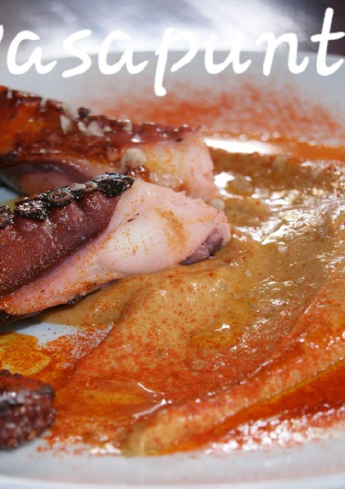Una foto de Pulpo con parmentier al pimentón 🐙🐙