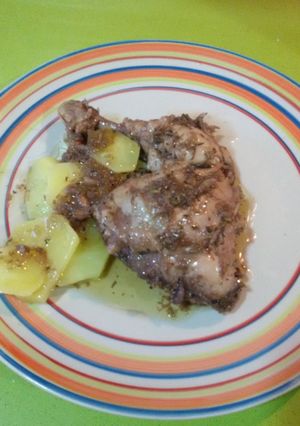 Foto principal de Traseros de pollo en salsa balsámica de modena con thermomix