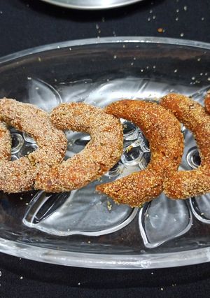 सुरणाची चंद्रकोर (suran cutlet recipe in marathi) रेसिपी चे मुख्य फोटो 