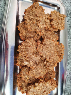 Una foto de Galletas de avena y plátano con miel
