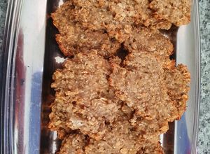 Una foto de Galletas de avena y plátano con miel