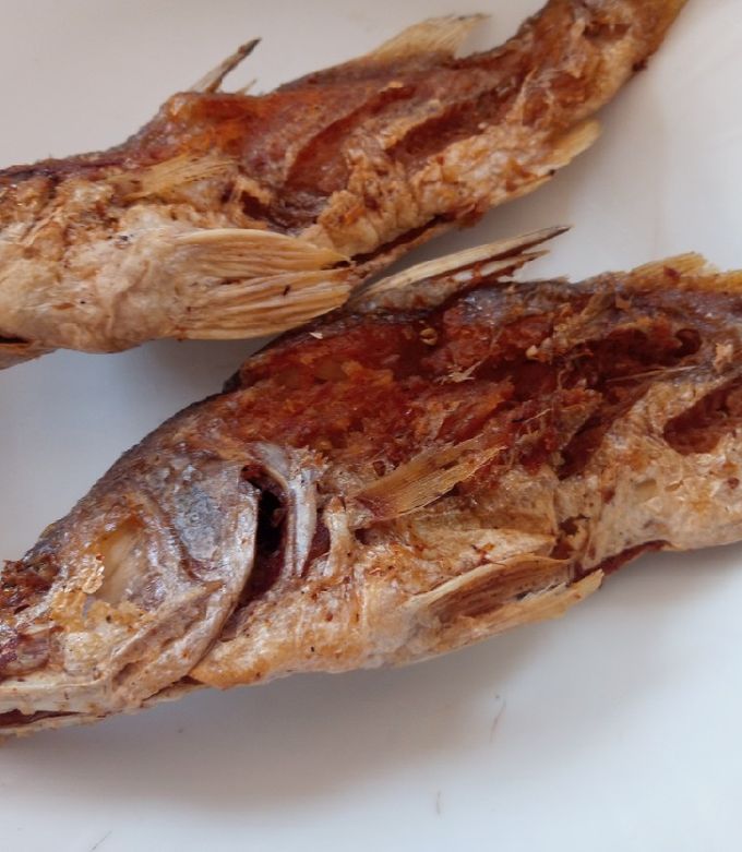 A picture of Fried Nile Perch.