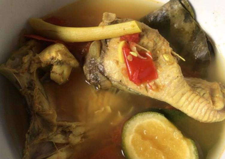 Resep Diet garam ikan tuna masak kuning (no gar gul) yang Menggugah Selera