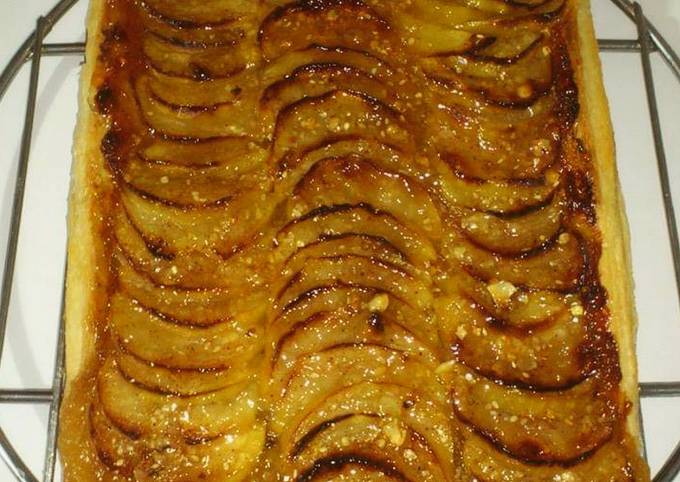 Recette Appétissante Tarte feuilletée aux pommes 🍎