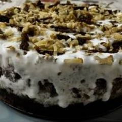 A picture of Ice cream sandwich Cake.