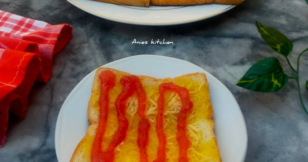 Resep Roti Bakar Strawberry Susu Oleh Anisatur Raehan Cookpad