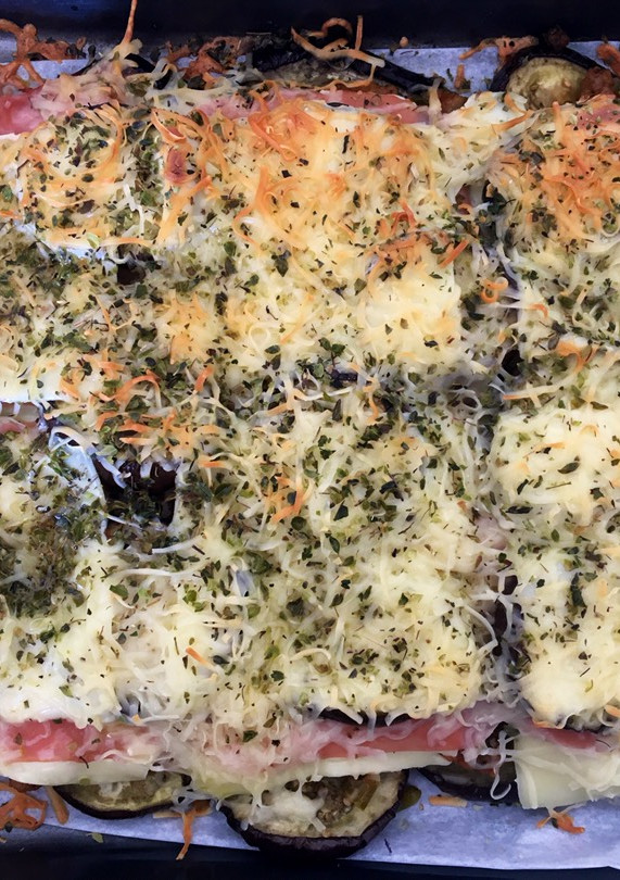 Una foto de Pastel de berenjena
