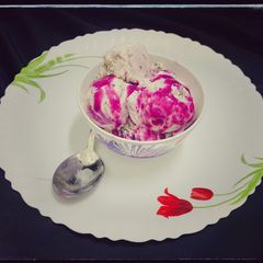 A picture of Jamun ice cream.