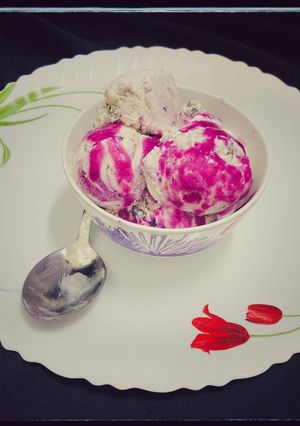 A picture of Jamun ice cream.