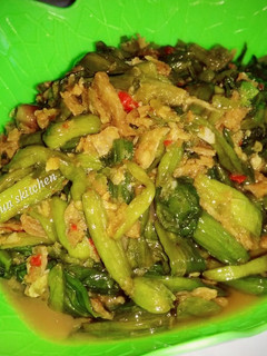 Foto resep Oseng-oseng Genjer campur tempe