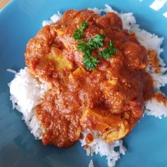 A picture of Tikka masala curry.