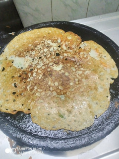 வெந்தயகீரை ரவா தோசை செய்முறை முக்கிய புகைப்படம்