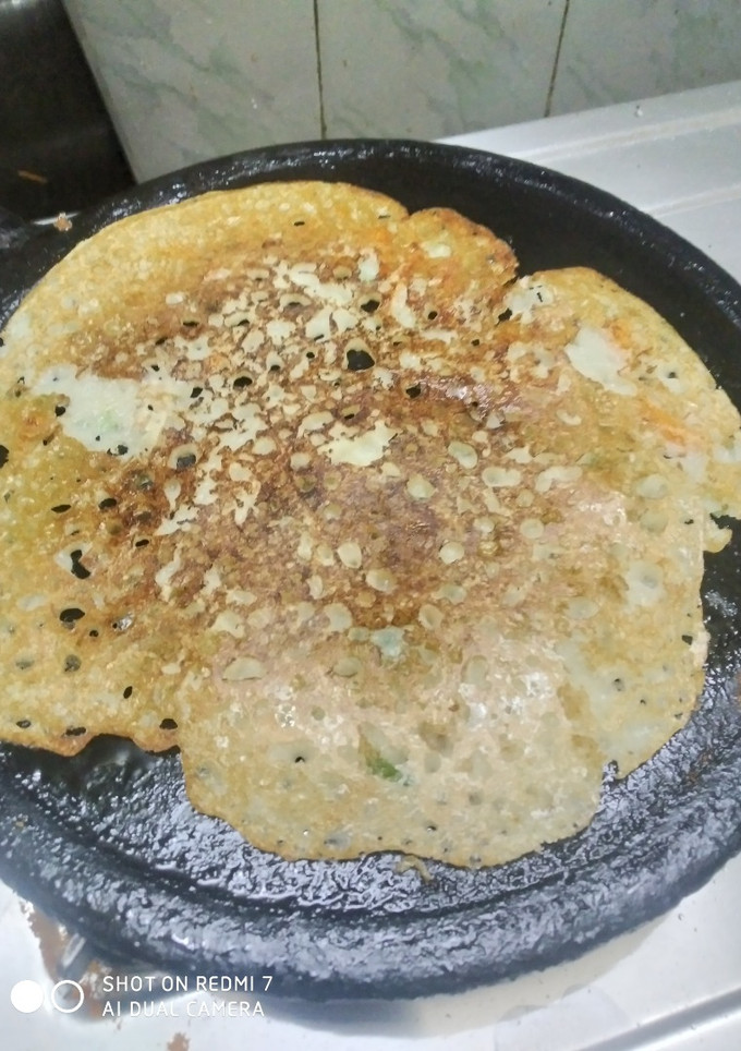 வெந்தயகீரை ரவா தோசை செய்முறை முக்கிய புகைப்படம்