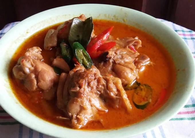 Gulai ayam padang