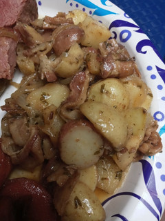 A picture of Potatoes, Apple and Bacon.