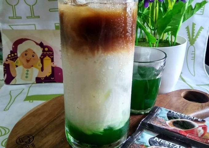 Creamy Es Kopi Pandan