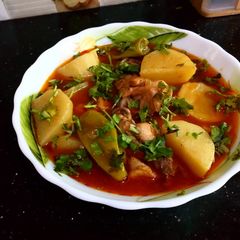 A picture of Alu chicken.