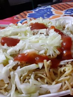 এগ চাউমিন(egg chow mein recipe in Bengali) রেসিপির প্রধান ছবি