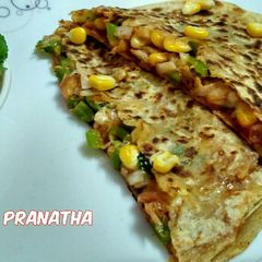 A picture of Pizza prantha.